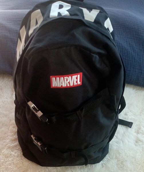 MARVEL リュック 黒