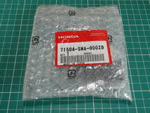 HONDA (ホンダ) 純正部品 純正パーツ 交換部品 品番 71504-SMA-000ZD カバー リヤートーイングフツク （ストリーム）_画像1