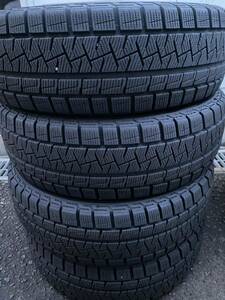 ピレリ 175/65R15 スタッドレス　アイスアシンメトリコ