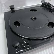 AKAI BT100 通電確認のみ レコードプレーヤー フルオート ターンテーブル オーディオ機器 現状品 ジャンク_画像4