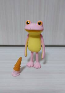  all ..... became frog mascot figure [ peach color frog . strawberry ice ]1 kind 