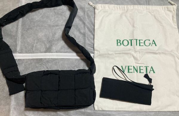 本物！BOTTEGA VENETA カセット ショルダーバック 黒 