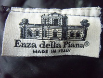 ★Enza della Piana イタリア製 マフラー　黒 長さ１３５×幅19cm 端はふわふわポケット　ほぼ新品★_画像2
