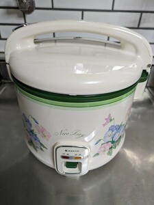 サンヨー　ジャー炊飯器　ECJ-A818　昭和レトロ５．５合　未使用