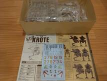 ◆WAVE ３Q MODELS 1/20 無人強襲偵察用二足歩行戦車「クレーテ（KROTE）」２個セット Ma.k マシーネンクリーガー_画像4