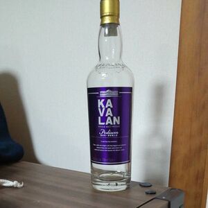 KAVALAN podium ウイスキー 空き瓶 空き箱