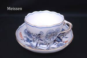 Meissen マイセン ブルーオニオン レッド＆ゴールド 562／00572 コーヒーカップ＆ソーサー 金彩 P11199