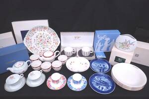 ブランド食器 大量まとめ MINTON / WEDGWOOD / ROYAL COPENHAGEN / イヴサンローラン / ジバンシー / 他 カップ＆ソーサー 食器等 P11211