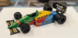 benetton ford b 188 1/24 ミニチュア フィギュア F1 フォーミュラ 車 スポーツカー