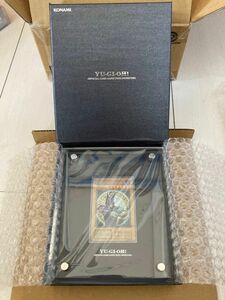 遊戯王カード 10000枚限定 ブラックマジシャン スペシャルカード ステンレス