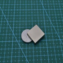 【新品】超強力 磁石 マグネット ネオジウム 20 x 20 x 2mm 5個（四角）_画像1