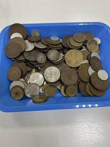 １円～　古銭　銀貨　外国貨幣　色々まとめ　約1ｋｇ