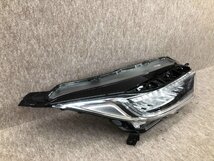 美品 磨き済み ホンダ ヴェゼル RU1 RU2 RU3 RU4 後期 純正 右 ヘッドライト LED KOITO 100-62292_画像3