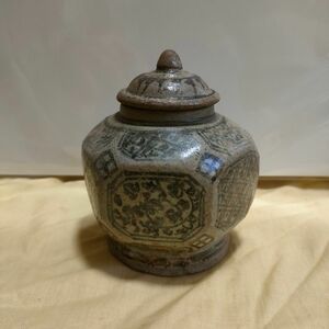 タイ古陶蓋物、小壺、宋胡録、スワンカローク窯アンティーク骨董