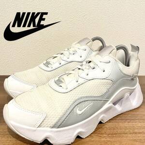 NIKE WMNS RYZ 356 II ナイキ ライズ ホワイト シルバー レディース CU4874-105 ローカットスニーカー 24.5cm