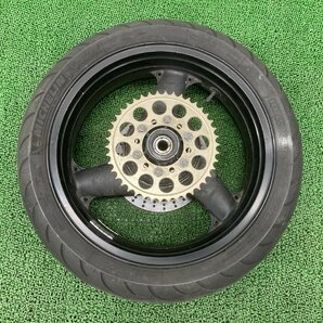 ZRX1200R リアホイール 1402 ZRT20A-037*** カワサキ 純正 中古 バイク 部品 ZRT20A スプロケット 17ｘ5.50 曲がり無し 品薄 車検 Genuineの画像1