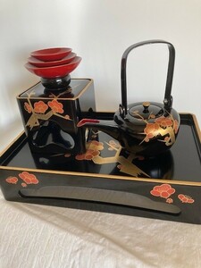 お屠蘇セット★屠蘇器 一式 ★菊華堂[孔雀屋利吉 堅地家具師]★紙箱入り