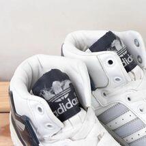 z8594 アディダス フォーラム ミッド US8 26.0cm/白 ホワイト 紺 ネイビー 灰 グレー adidas FORUM MID メンズ スニーカー 中古_画像7