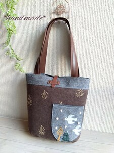 *冬景色の手刺繍*ウール刺繍生地＆コットンツイード*合皮楕円底*ぽってりトートバッグ*肩掛け*ハンドメイド*