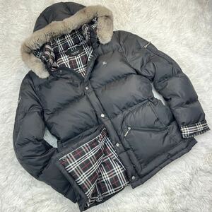 未使用級★ 希少LL！ バーバリーブラックレーベル　『孤高の存在感』 BURBERRY BLACK LABEL ダウンジャケット リアルファー 着脱可 刺繍 黒