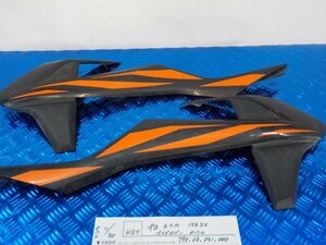 HS7●○　中古　KTM　125SX　サイドカバー　カウル　790.08.051.000　　　　5-11/30（ま）