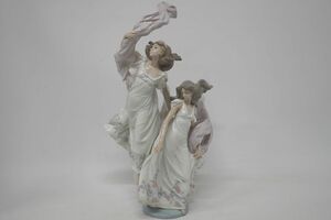 【11-143】 LLADRO リアドロ ALLEGORY OF LIBERTY 自由への賛歌 5819 フィギュリン 陶器人形 西洋陶磁 置物 オブジェ アンティーク Antique