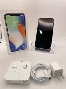 （KT011275）【爆速発送・土日発送可】iPhone X アイフォン Apple シルバー 1円スタート 利用制限 ◯【キャリア・au】