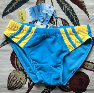 Xmasセール！　一点のみ　希少　swim briefs 日本未発売　イタリアで購入　競パン　CRAZY TIME 競泳パンツ　水色系