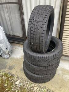 215/55R17 BRIDGESTONE VRX2 スタッドレスタイヤ 4本セット　中古　2021年43週製 エスクード