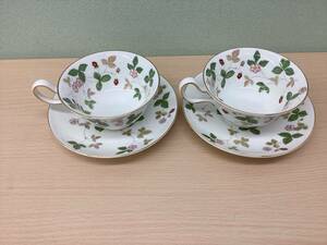 【＃6889】ウェッジウッド カップ＆ソーサー 2客セット Wedgwood ティーカップ ワイルドストロベリー ボーンチャイナ 花柄　☆美品☆