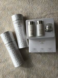 ☆ Оперативное решение ☆ Cosmetics de Corte AQ Memules &amp; Lotion Attivement Set