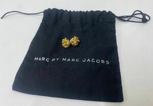 1-231031-334　MARC BY MARC JACOBS フラワーピアス　ゴールド