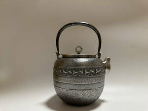 時代 純銀製 蔵六居造 如意鎖紋 玉摘 湯沸 工芸品 古美術品 銀瓶 煎茶道具