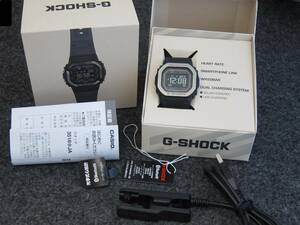 CASIO G-SHOCK G-SQUAD DW-H5600MB-1JR 中古良品