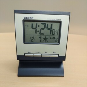 y120711t SEIKO セイコー 置時計 目覚まし時計 TWIN-PA デジタル時計 SQ647L