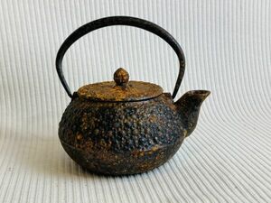 kmi14▼骨董 鉄器 鉄瓶 急須 茶器 茶道具 工芸品 蔵出し品 年代物 重量約0.6㎏以上▼