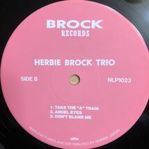 LP THE HERBIE BROCK TRIO/HERBIE BROCK TRIO feat LAURIE LEE[NORMA盤:10inch:元々の外ビニール付き:哀愁の泣きのメロディが心を打つ傑作]_画像5