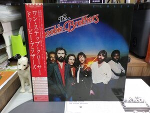 mQ8｜【 LP / WARNER PIONEER JP MAT: W1/W2 / w/OBI 】ドゥービーブラザーズ ワンステップクローサー｜The Doobie Brothers