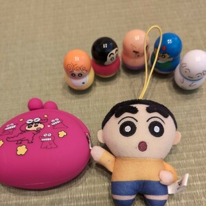 クレヨンしんちゃん★シリコンがま口財布&起き上がりこぼし　マスコット