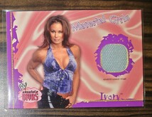 FLEER 2002 absdlute DIVAS Ivory event-used mat card_画像1