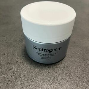 ニュートロジーナ　リジェネレーティングクリーム　レチノール　Neutrogena 