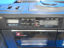 AE 68 * ビクターラジカセ　ロッドantenna有りません　カセット左右OK CD 反応しません　FM受信します_画像4