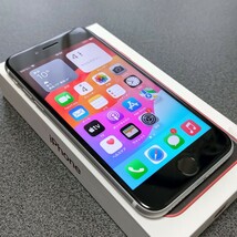 iPhone SE2【iPhone SE第2世代128GB】【解除 SIMフリー】【ホワイト】【外装 新品 全交換済】【新品 大容量2250mAh高性能バッテリー搭載】_画像2