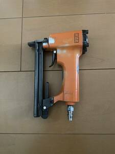 ＭＡＸ　マックス　エアーネイラ　ＴＡ-20Ａ/1013Ｊ　中古品　