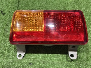 TOYOTA　トヨタ　FJクルーザー　純正　GSJ15W　ハロゲン　テールライト　テールランプ　左　左側　KOITO35-124　　 ＜中古品＞