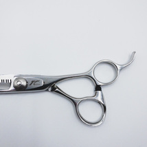 【TC scissors】 オフセット シザー セニング 美容ハサミ すきばさみ 美容師 理容師 約10～20% 右利き 6インチ 中古 sc78_画像4