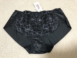 新品、Triumph【トリンプ】天使のブラの黒色ショーツ ★Mサイズ★2640円→780即決★、送料120円～3枚まで購入可能、天使のブラスリムライン