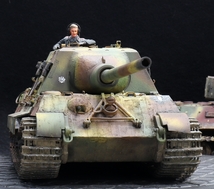 1/35 ヤクトティーガー（初期型）ポルシェ式走行装置装備車輛（1944/2～1945/4・10両）制作完成品_画像1