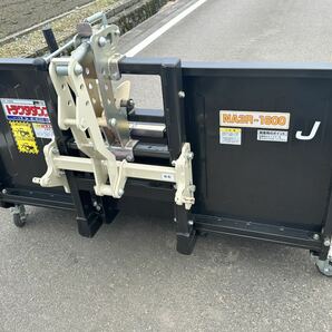 中古 トラクターダンプ NA3R-1600 [作業幅:約1600㎜ (Bヒッチ) トラクタダンプ 整地キャリア]。 塗装なしの画像8