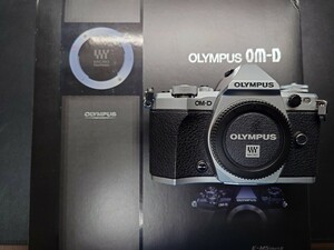 OLYMPUS OM−D E−M5 Mark 2 OM-D 本体